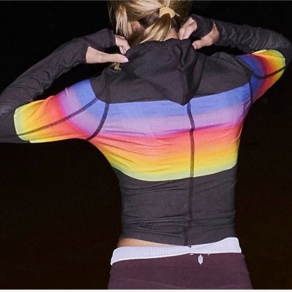 Free People Movement Huddle Printed Hooded Layer, Color Rainbow Brown Size S/P - Picture 2 of 15